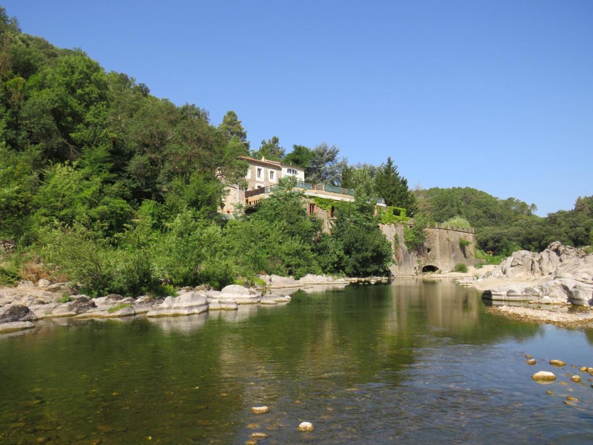 La Papeterie De Corbes Bed & Breakfast Bagian luar foto